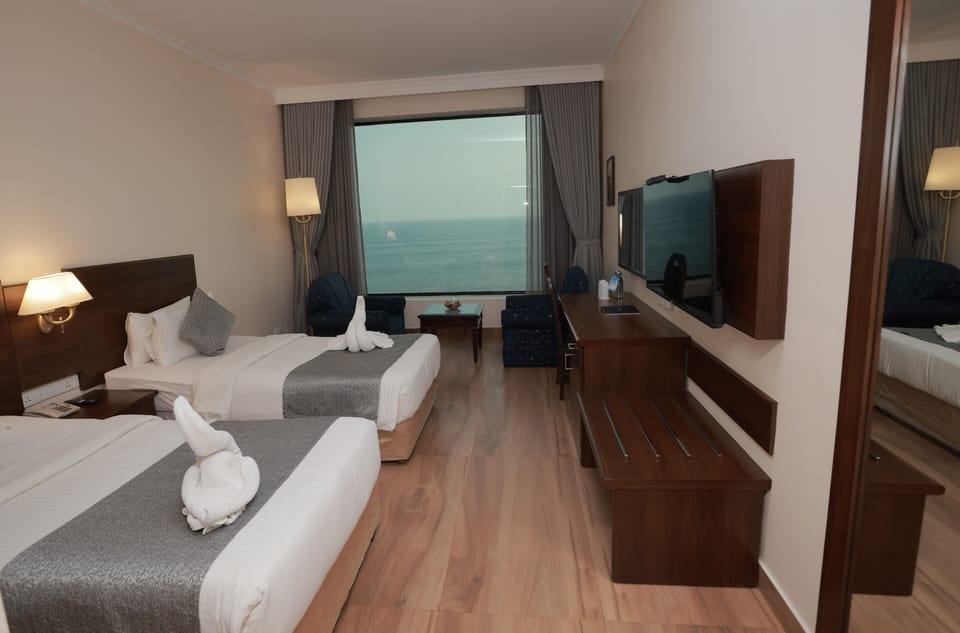 Premium Room | Premium bedding, memory foam beds, minibar, in-room safe