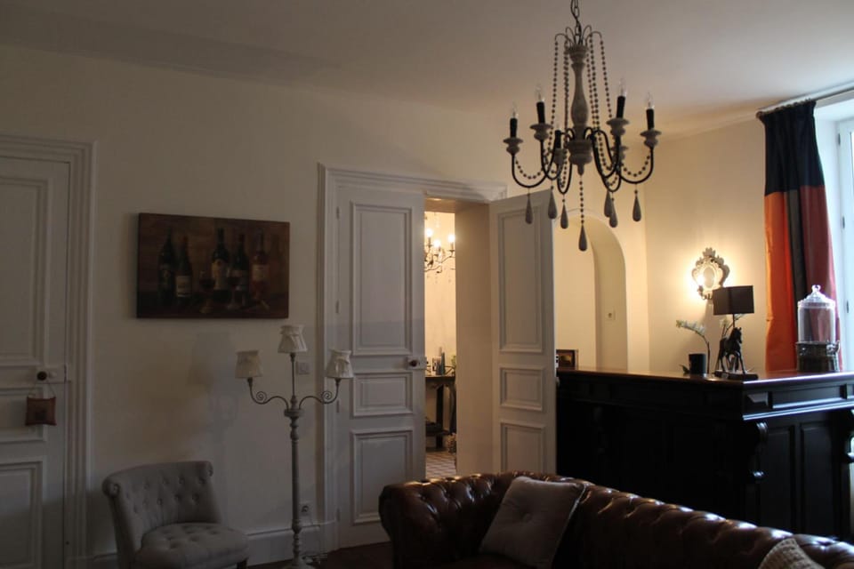 Villa des Glycines Bed and Breakfast in Nouvelle-Aquitaine
