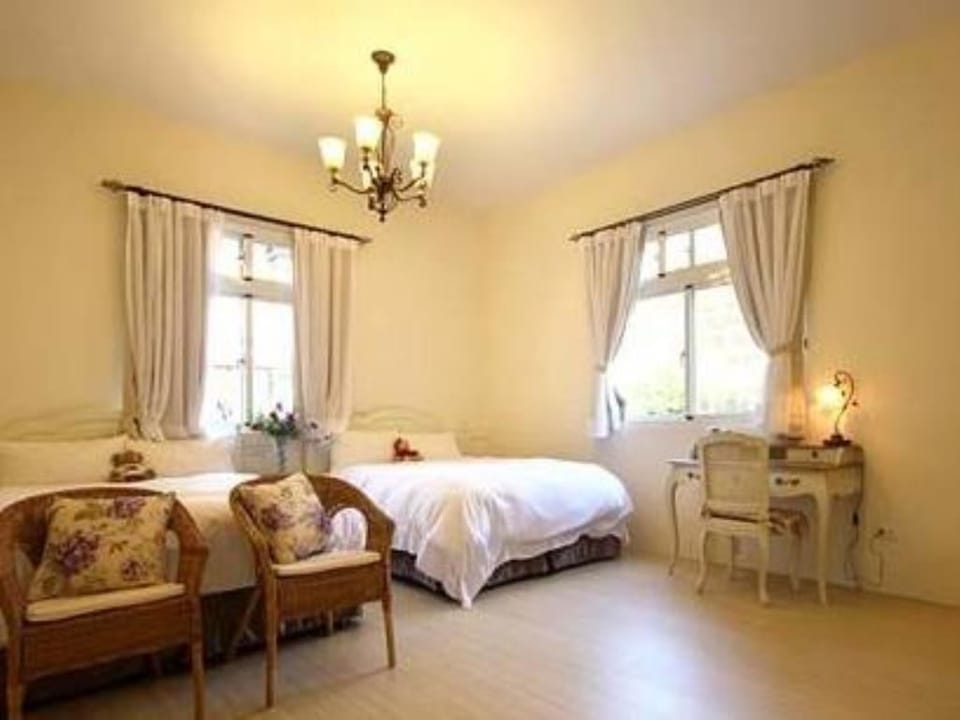 Classic Double Room (202) | Premium bedding, down comforters, desk, blackout drapes