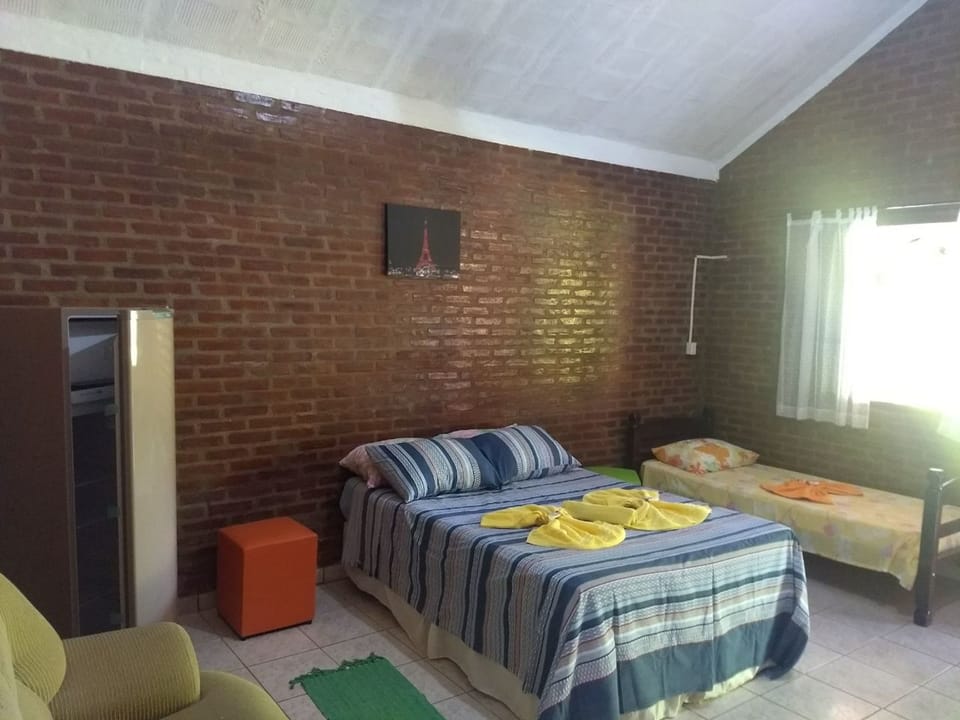 Family Suite, Lake View, Garden Area | 2 bedrooms, desk, bed sheets