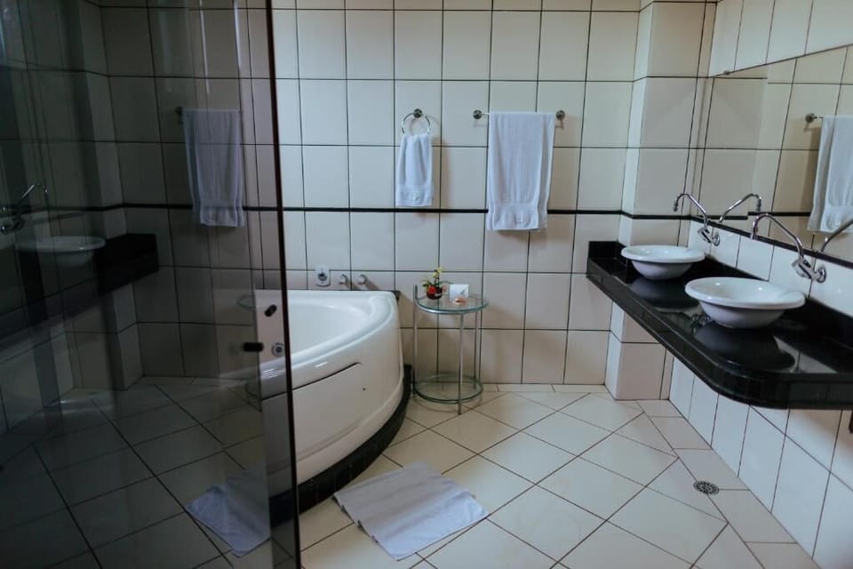 Shower, rainfall showerhead