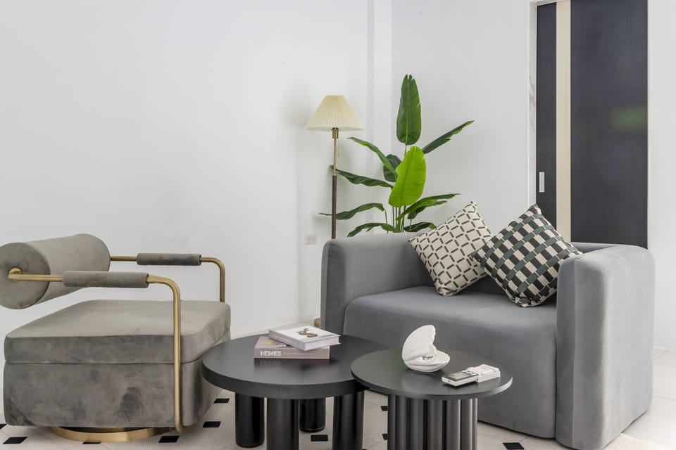 Family Room, No Windows | Free WiFi, bed sheets