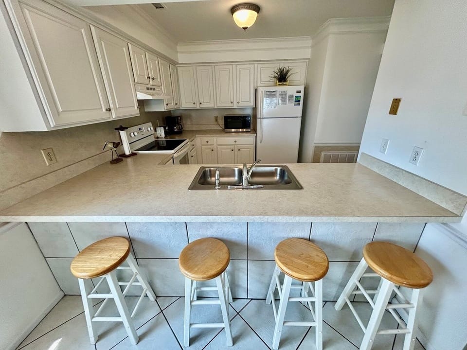 Indoors, Kitchen, Furniture, Floor, Sink