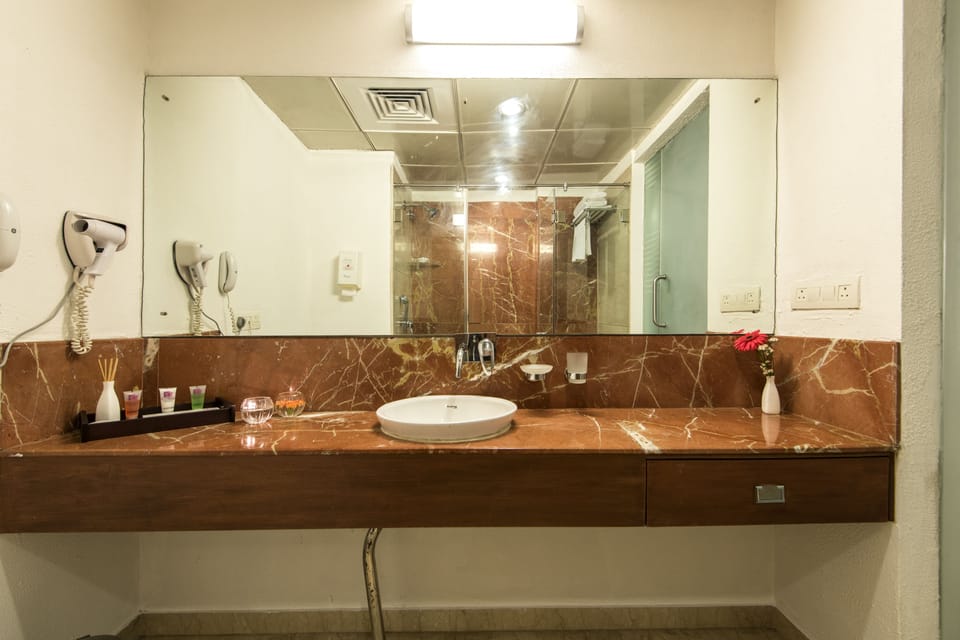 In-room safe, desk, laptop workspace, rollaway beds