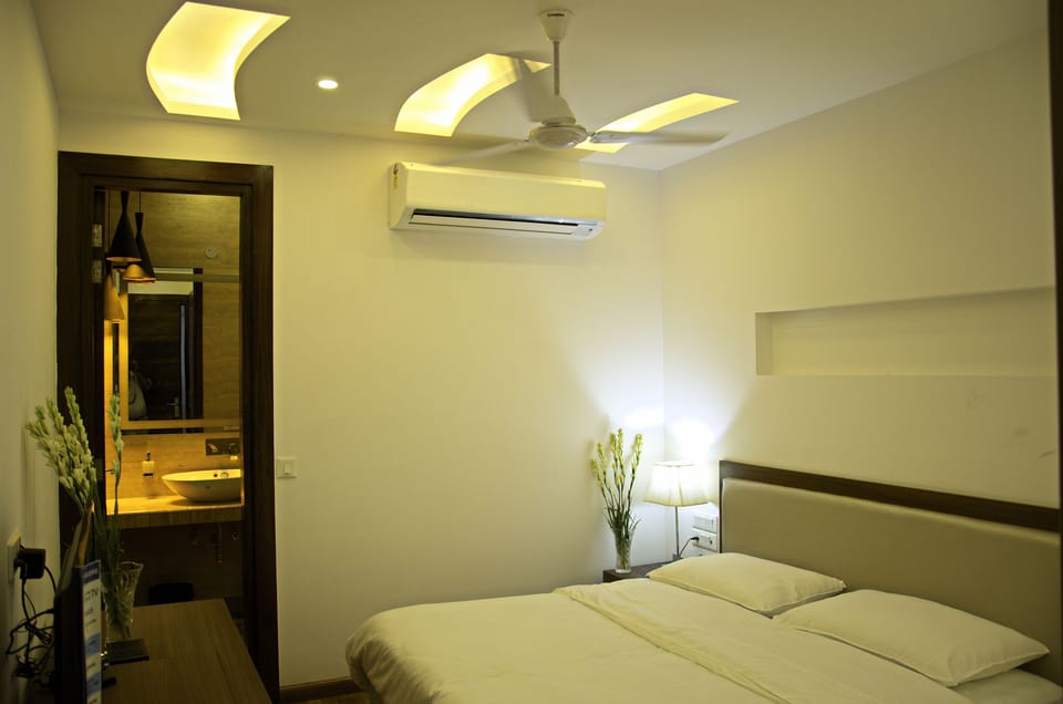 Superior Double or Twin Room | In-room safe, desk, soundproofing, rollaway beds