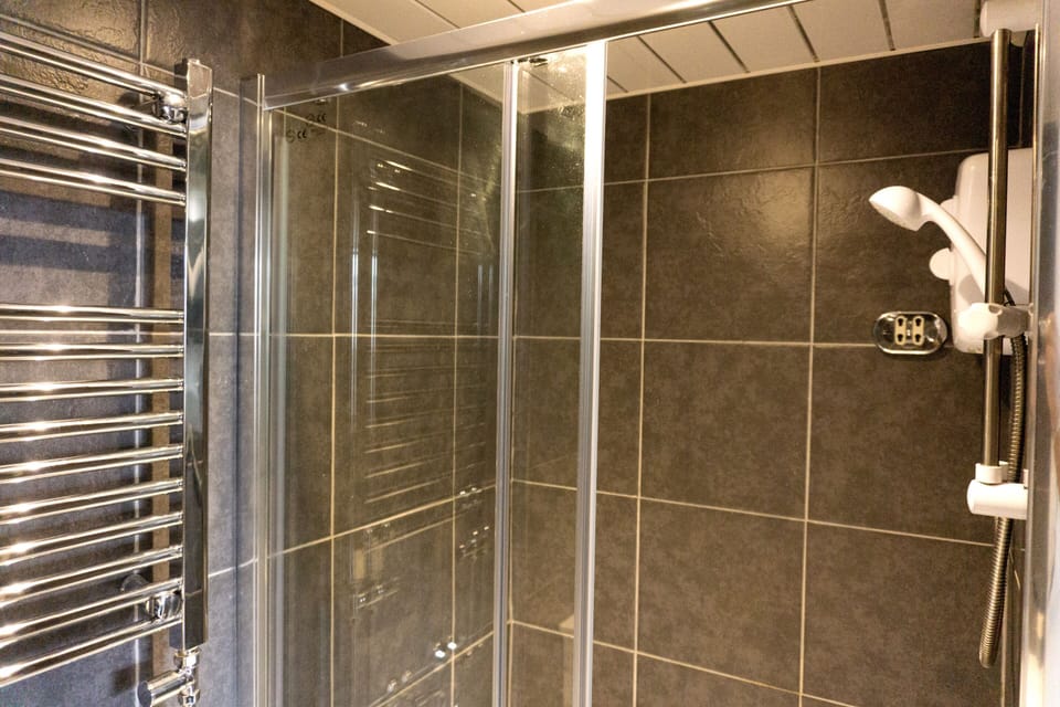 Deluxe Room, Ensuite | Bathroom