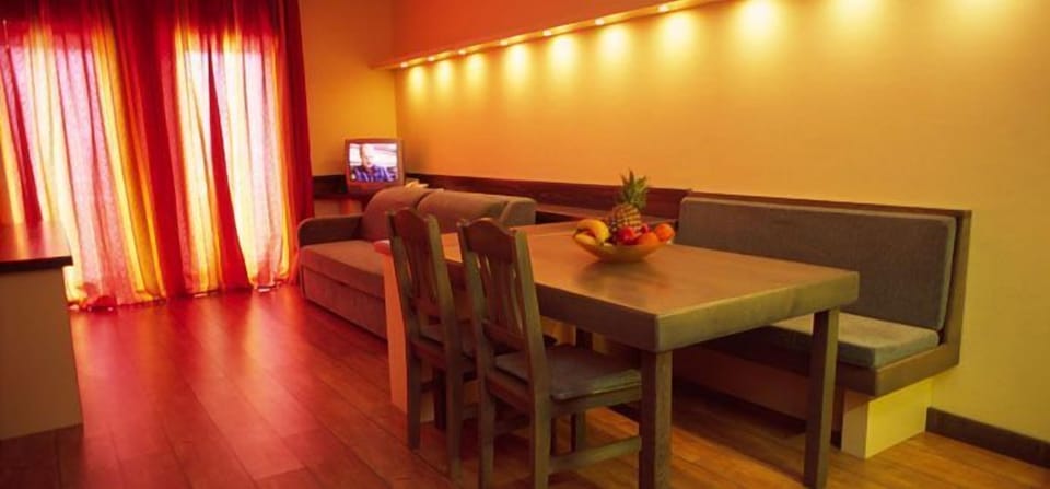 Apartment | In-room dining