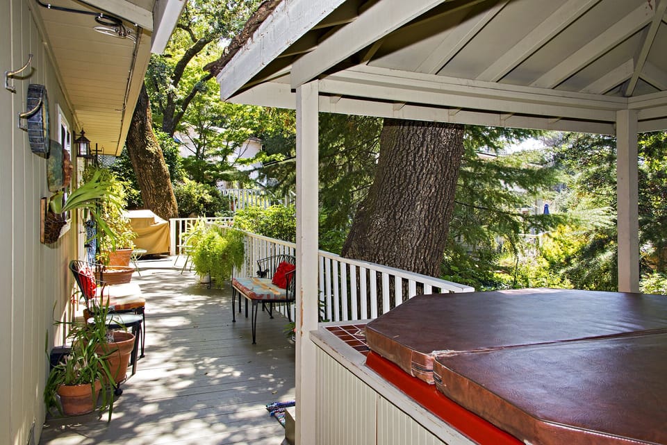 Guest deck with hot tub