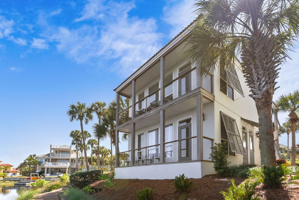 Emerald Villa @ Destiny Beach Villas