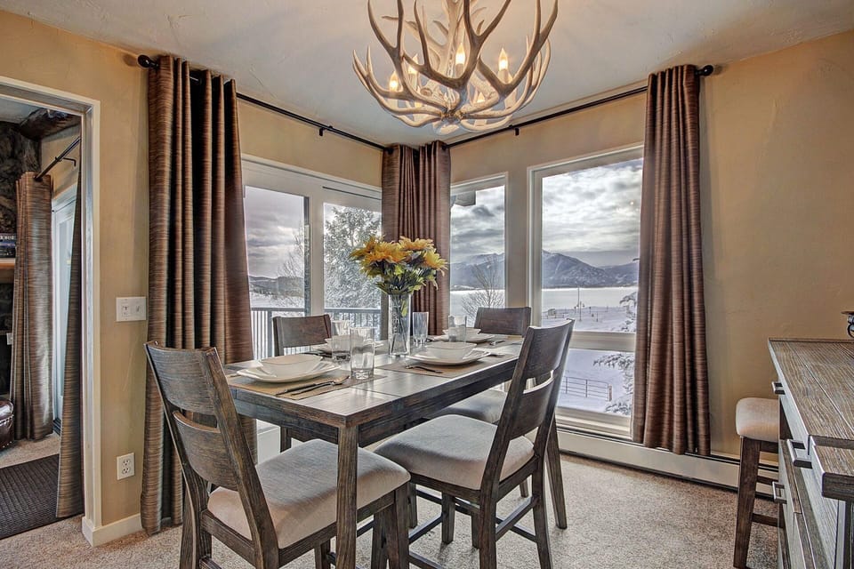 Gorgeous views of Lake Dillon from the dining room