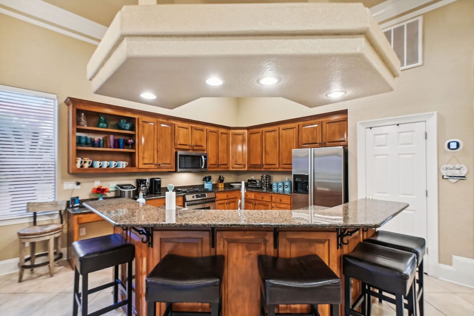 Kitchen island seating for four