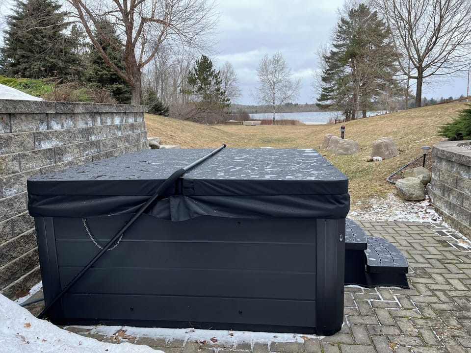 Outdoor Hot Tub - May 2025