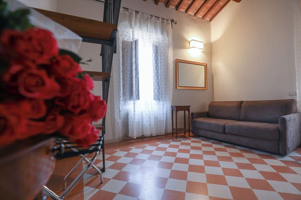 Duplex (Claudio) | Desk, laptop workspace, WiFi (free), bed sheets