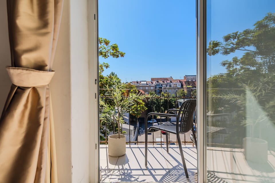 Flowers Premium Apartments & Rooms Bed and Breakfast in City of Zagreb