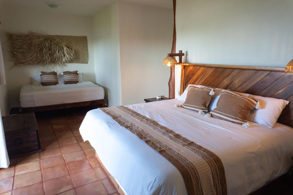 Bay Room | Individually decorated, free WiFi, bed sheets