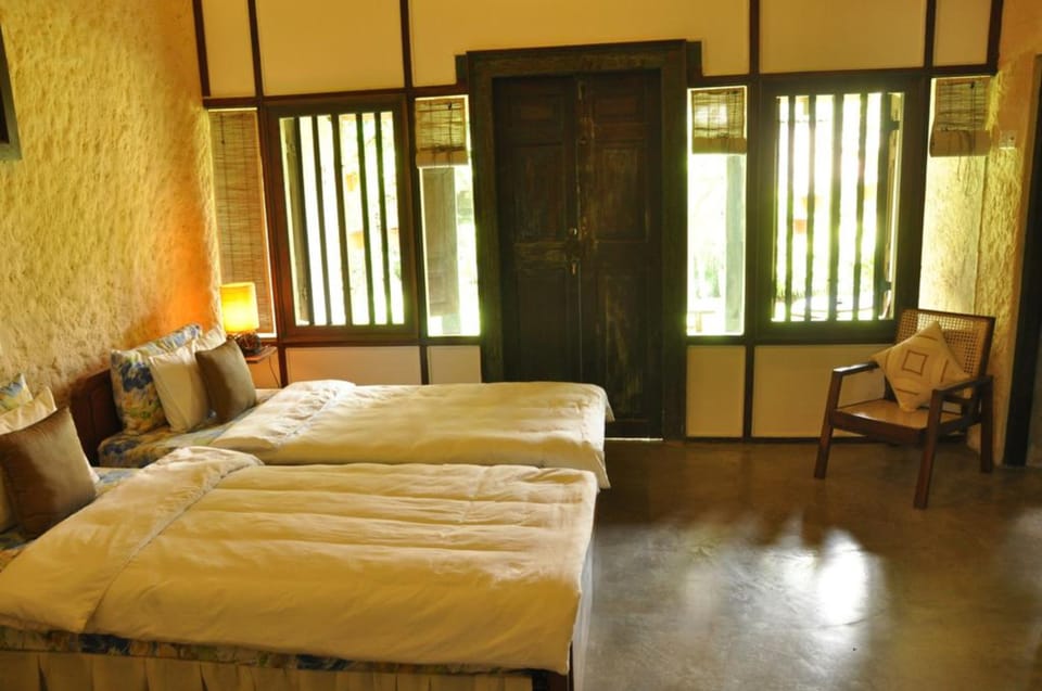 Deluxe Double or Twin Room, Garden View, Garden Area | 1 bedroom, premium bedding, in-room safe, iron/ironing board