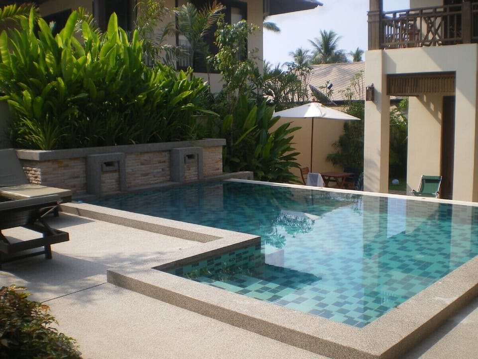private pool
