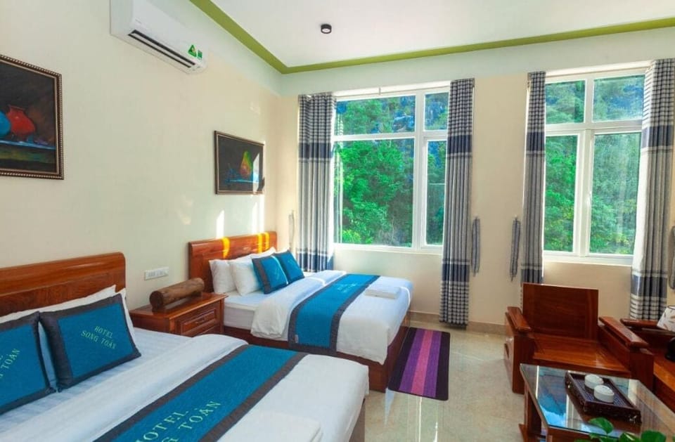 Family Room | Soundproofing, free WiFi, bed sheets, wheelchair access
