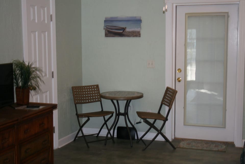 Studio Cottage #1811 | Living area | 32-inch Smart TV with digital channels, TV