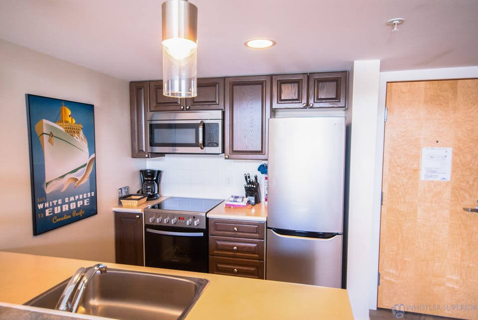 Fully equipped kitchen