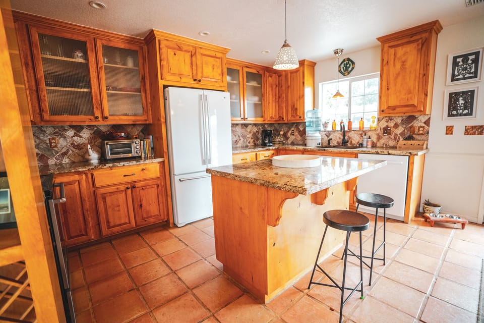 full kitchen