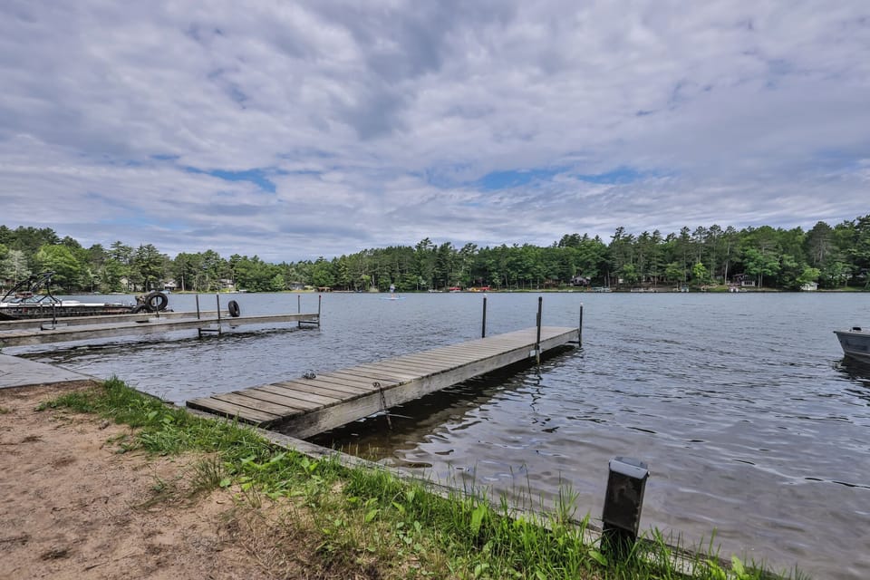Your own pier to tie off your boat