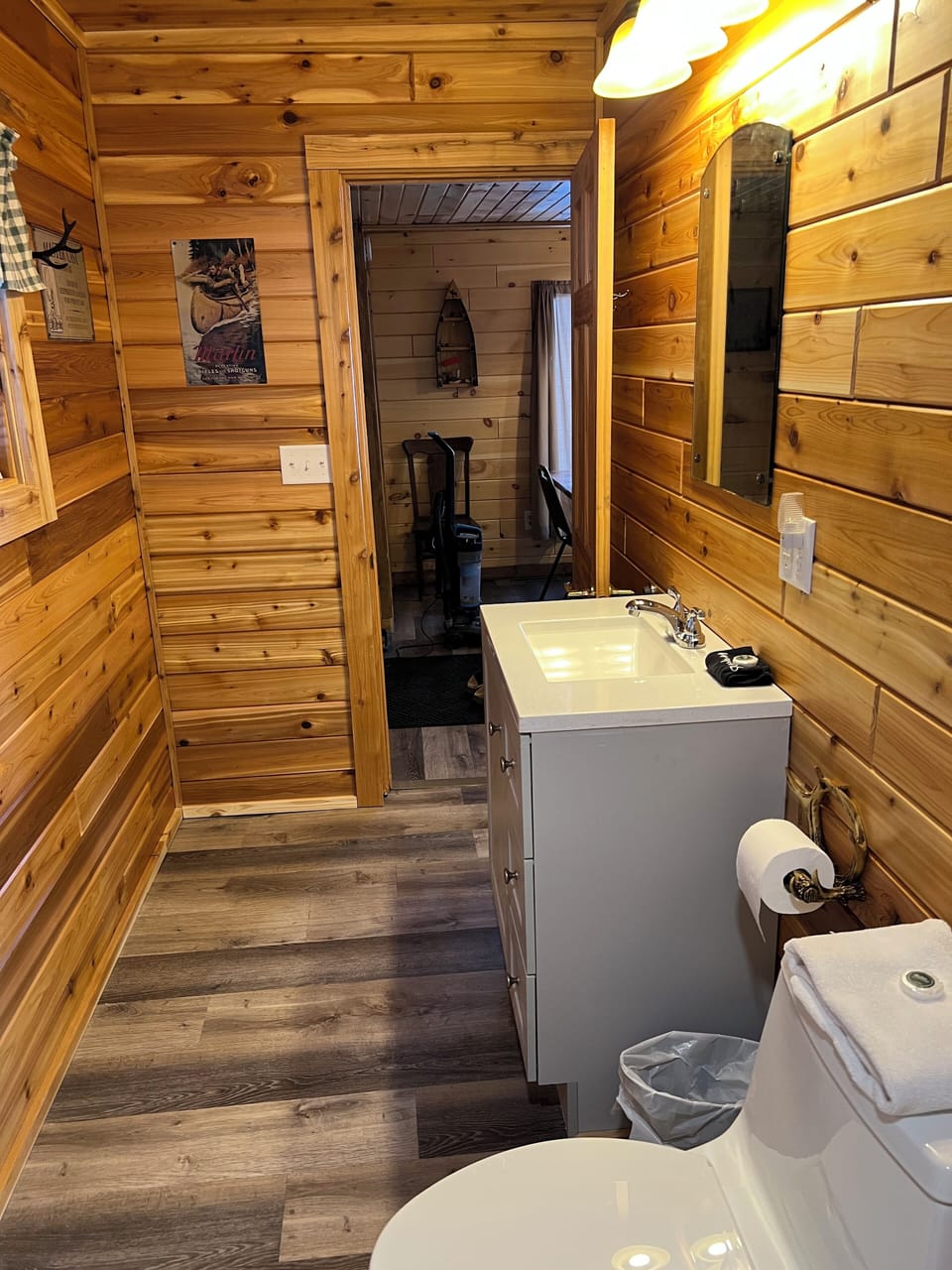 Newly updated bathroom with Northwoods accent