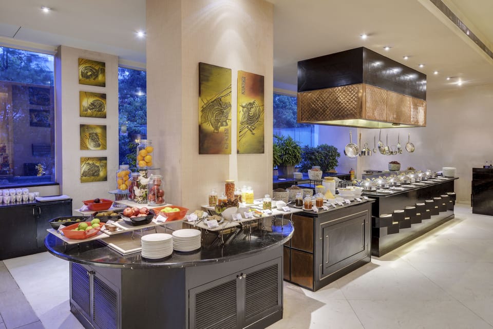 Daily buffet breakfast for a fee