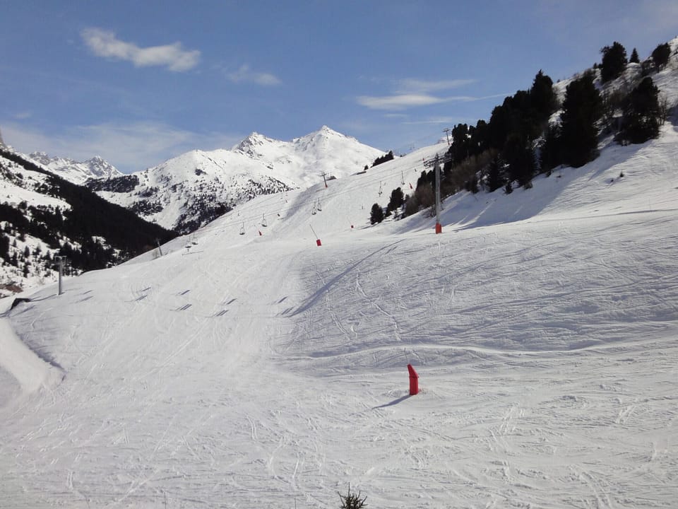 Snow and ski sports