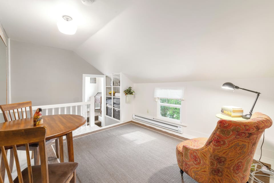 Upper Stairs Landing Dedicated Workspace | Reading Nook | Located Between 1st-Bed (Primary-King) & 2nd-Bed (Queen) | Creates Privacy Between the Two Bedrooms