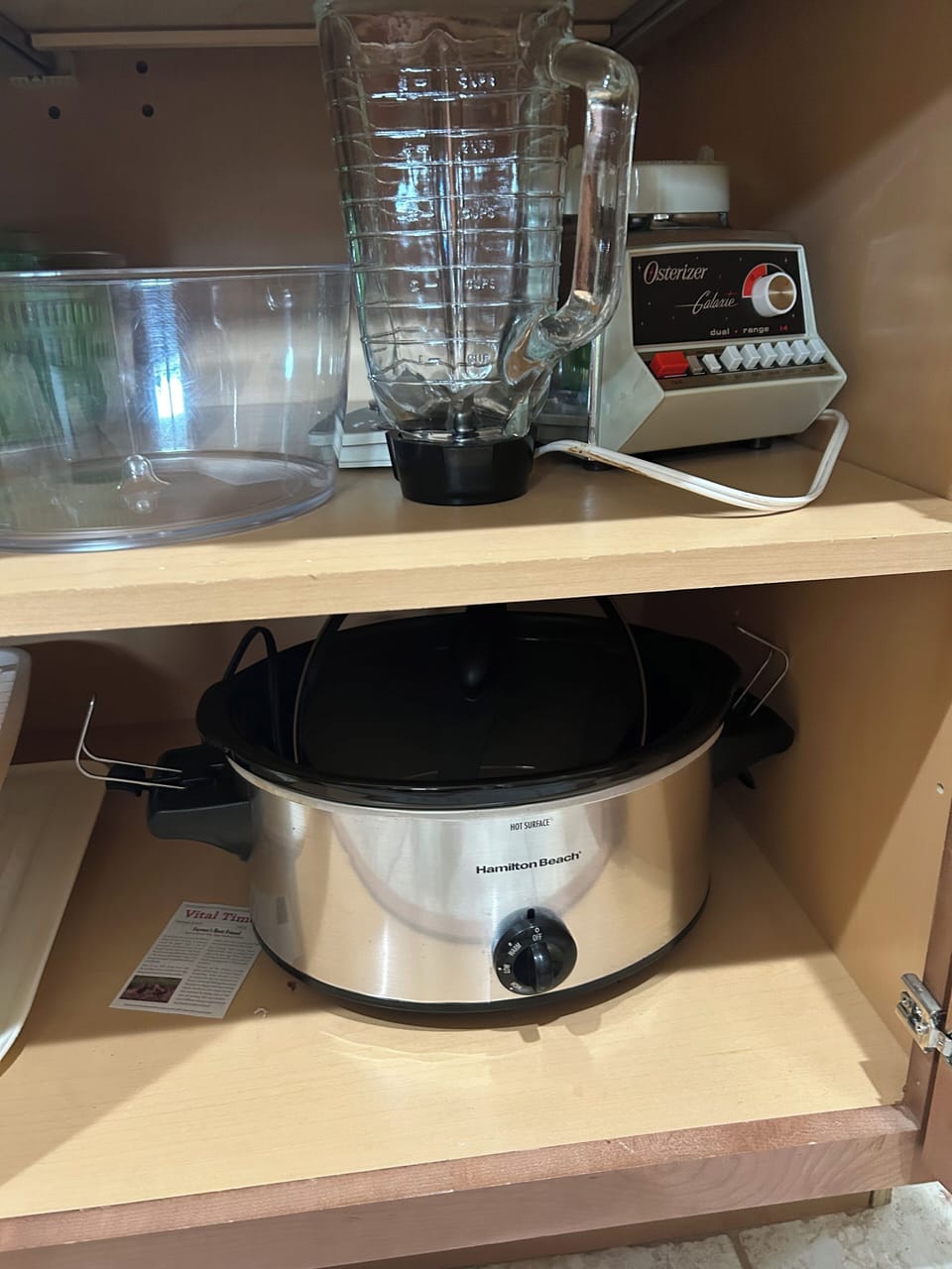 Blender, Crockpot available