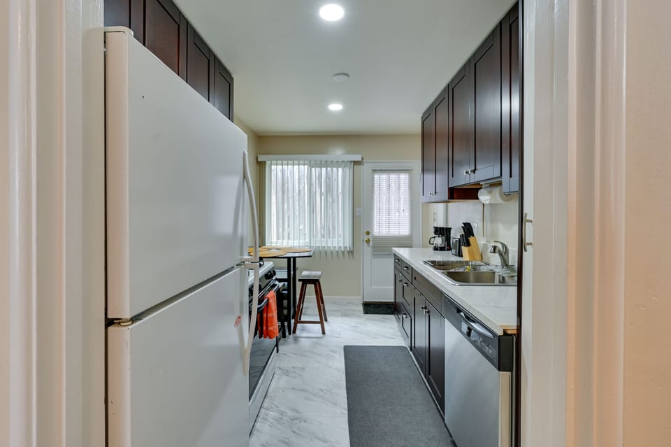 Kitchen | Coffee Maker | Dishwasher