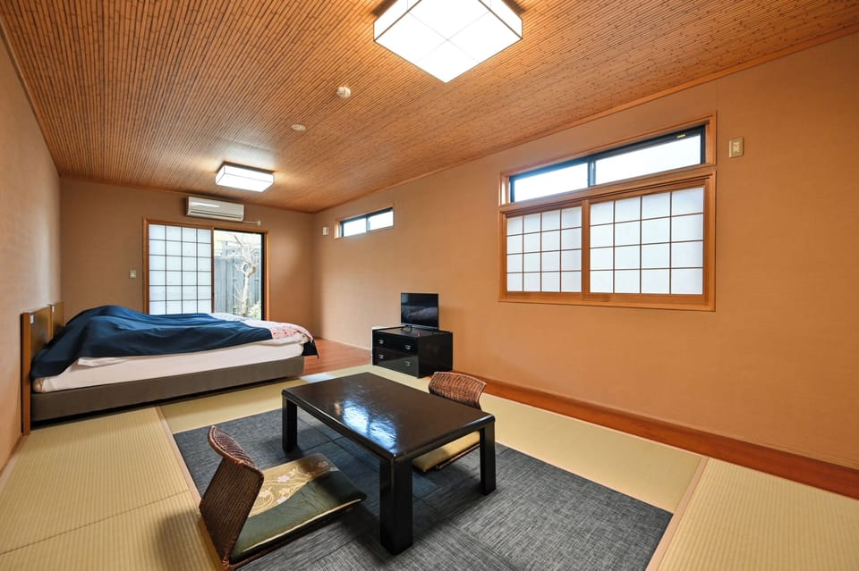Japanese-Western Room with Open-Air Bath Non Smoking | Minibar, in-room safe, WiFi (free)