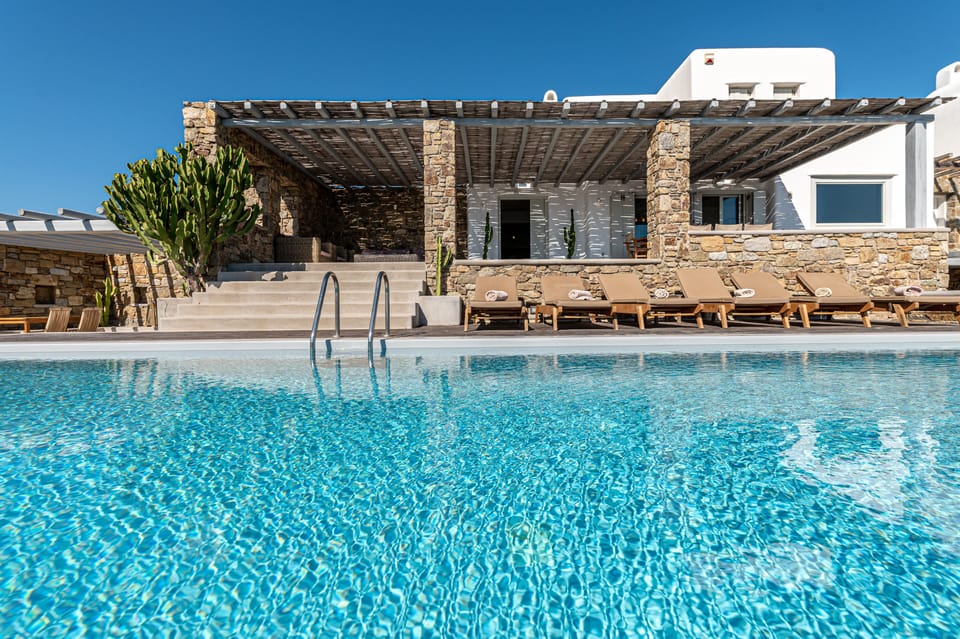 Private pool