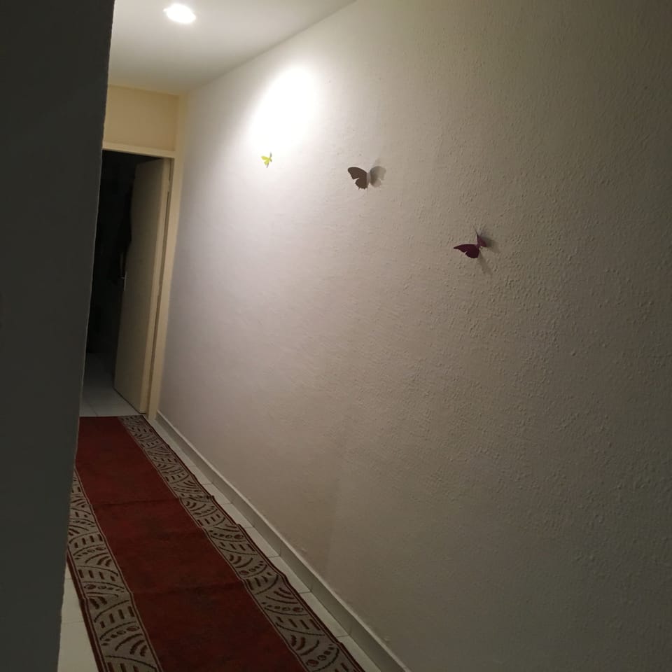 Comfort Apartment, 1 Bedroom, Non Smoking | Living area | 32-inch flat-screen TV with cable channels, TV