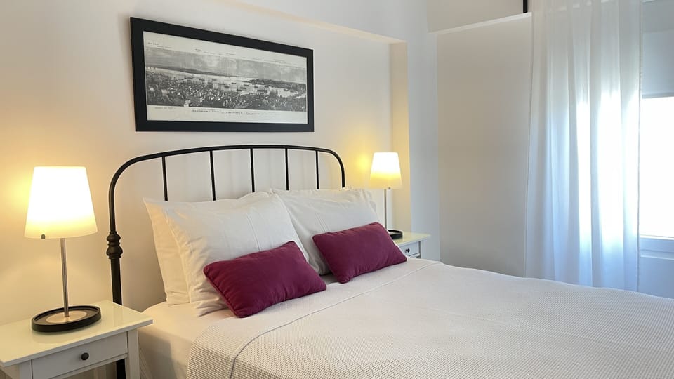 Comfort Room | Free WiFi