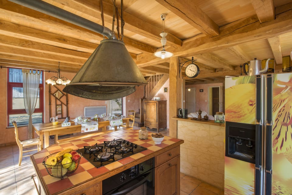 Family House, 5 Bedrooms (La Tabatiere classé 4*) | Private kitchen | Fridge, oven, stovetop, highchair