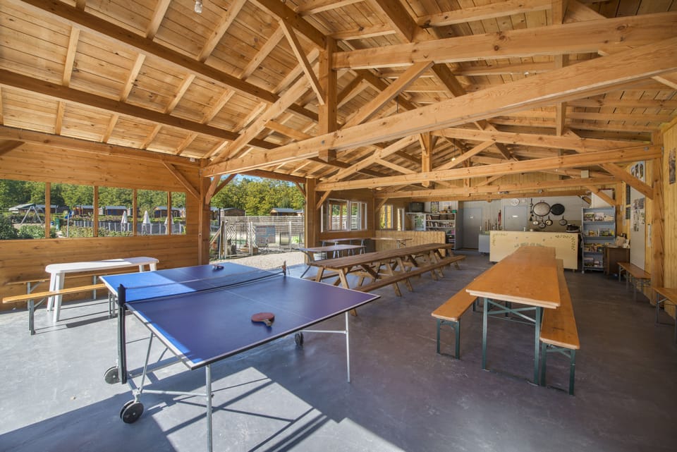 Le Domaine de Pecany Campground/ 
RV Resort in Nouvelle-Aquitaine