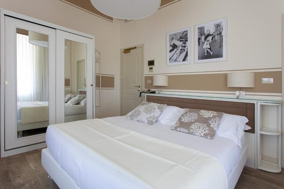 Suite, Balcony, Sea View (Connecting Double Room) | Minibar, in-room safe, iron/ironing board, cribs/infant beds