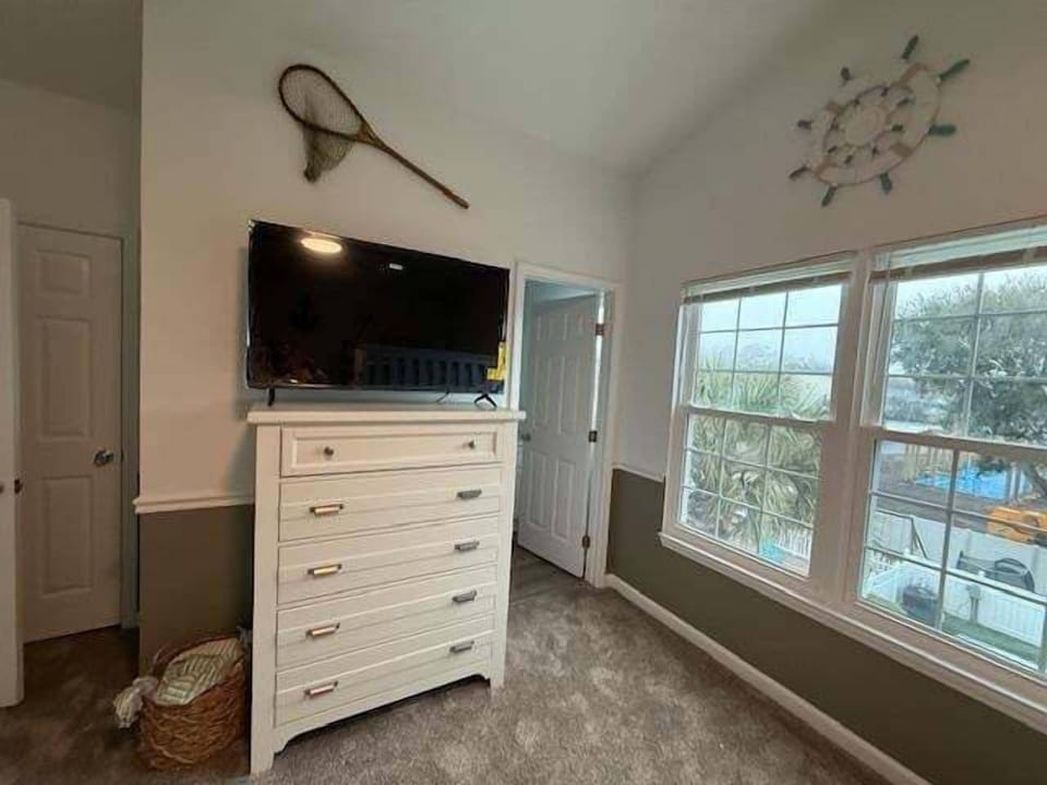 House, 5 Bedrooms | Interior
