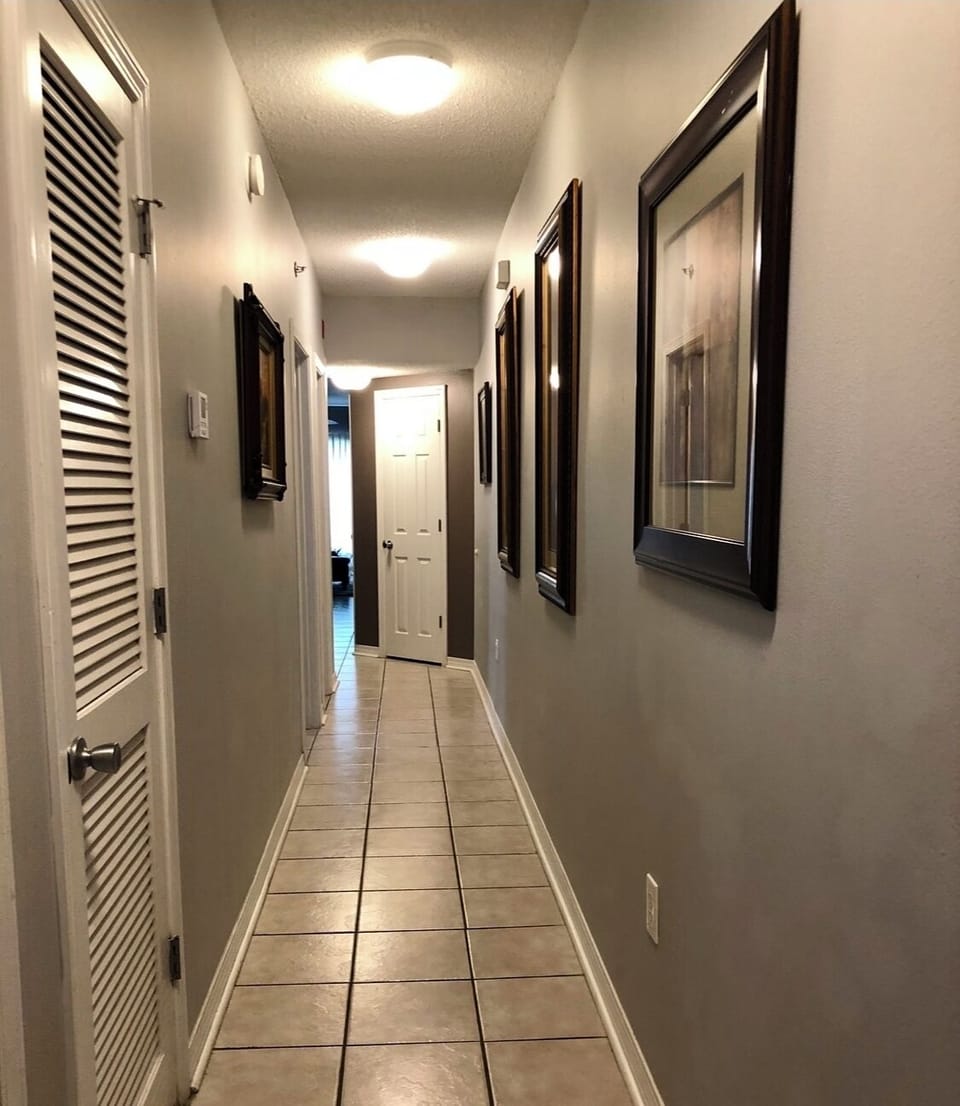 Beautifully decorated hallway 