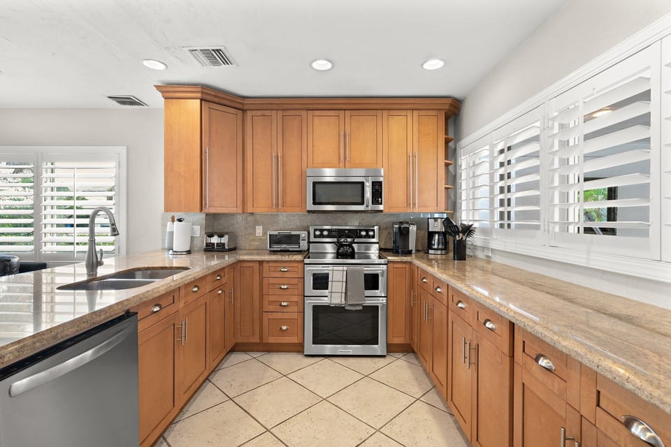 Kitchen area for all your cooking needs
