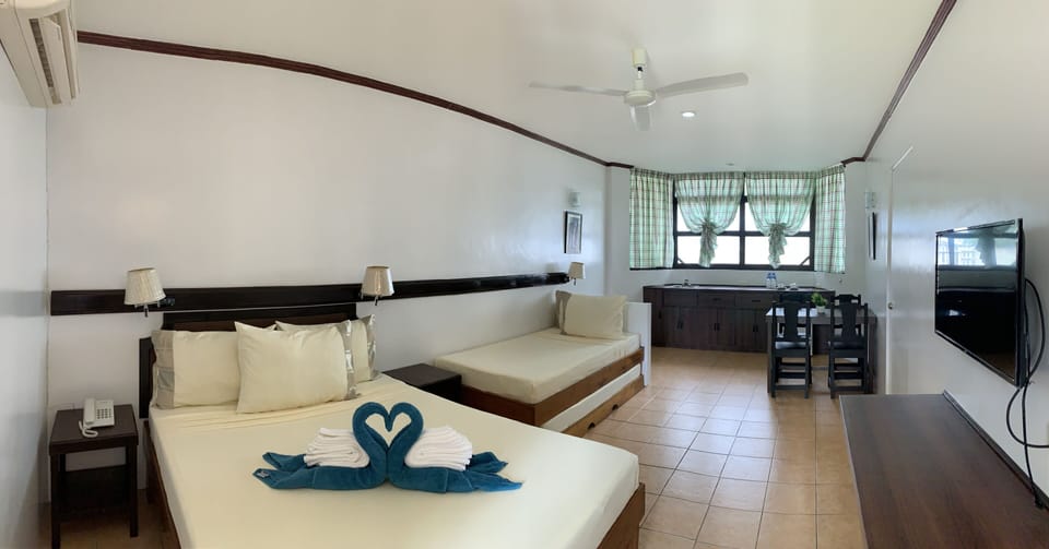 Standard Room | Minibar, WiFi (free), bed sheets