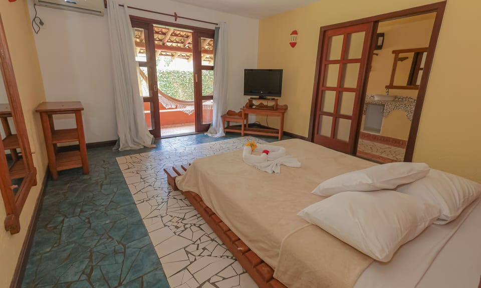 Junior Room | Minibar, in-room safe, bed sheets