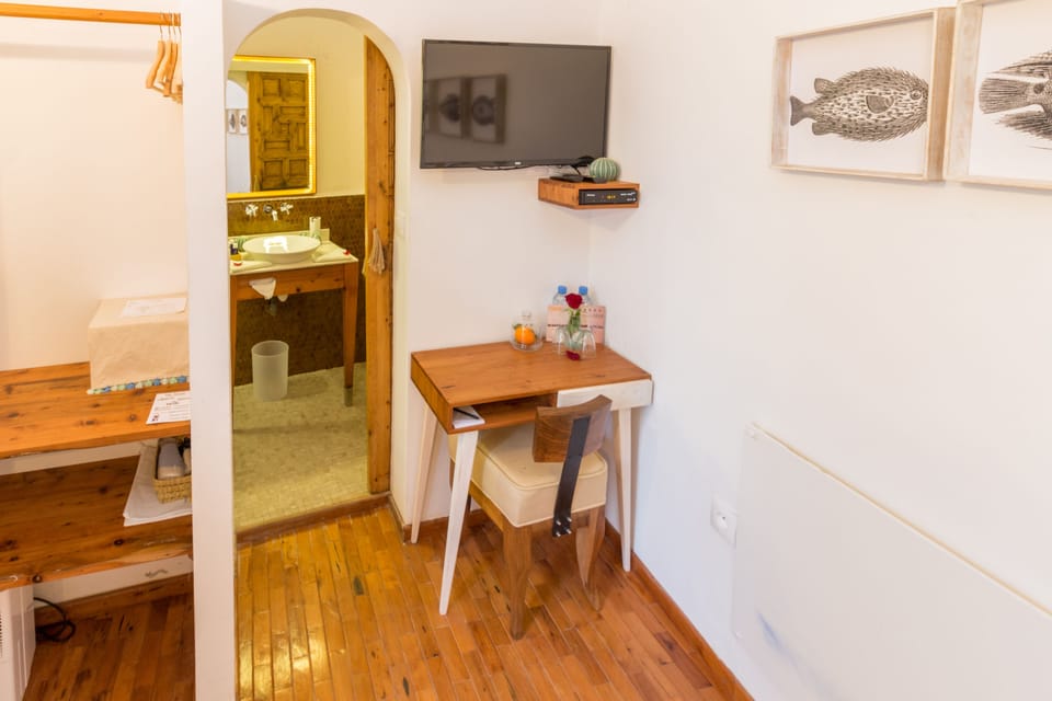 Standard Double Room | Premium bedding, in-room safe, individually decorated, free WiFi