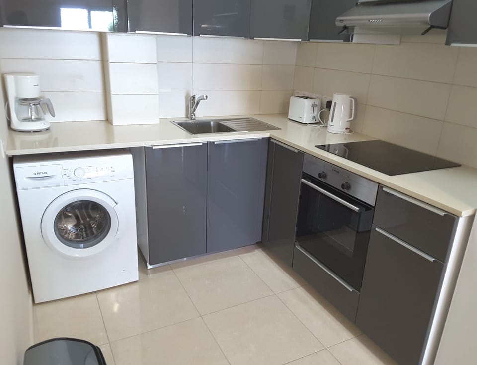 Kitchen open plan / appliances