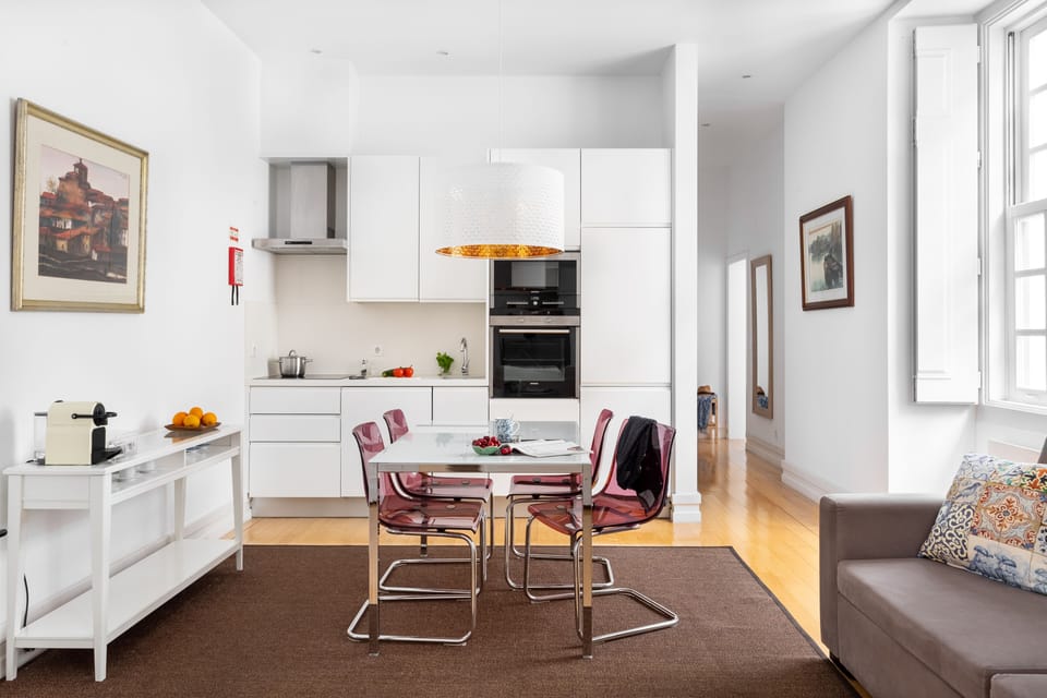 Spacious and bright open kitchen