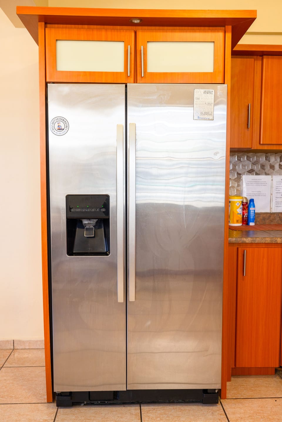House, 3 Bedrooms | Private kitchen | Full-size fridge, microwave, oven, stovetop