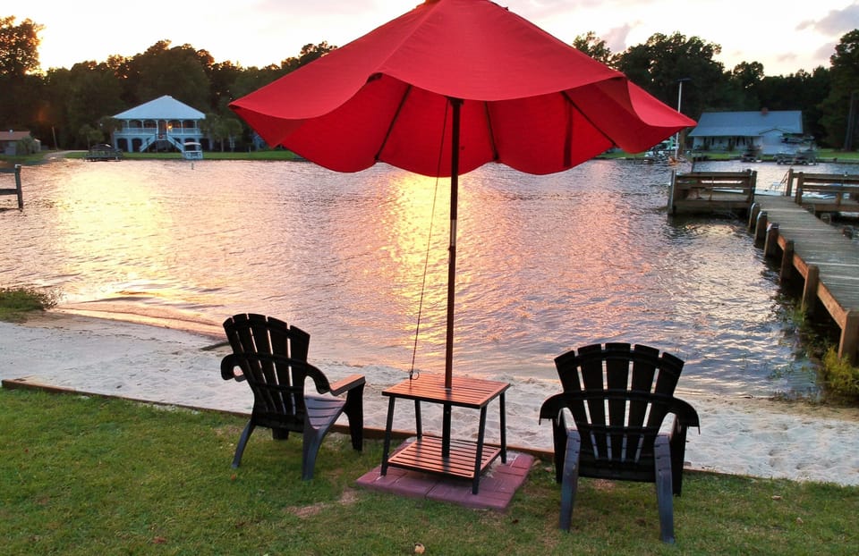 Toes in the sand time!