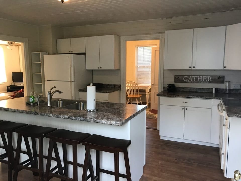 Kitchen.
All new cabinets, appliances.